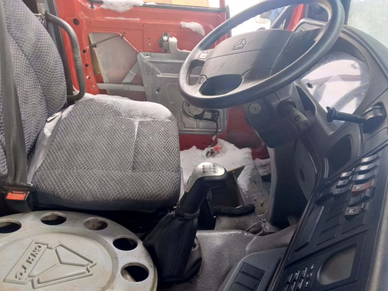 Howo ZZ* 8x4 Самосвал 2022 г. - фото 7